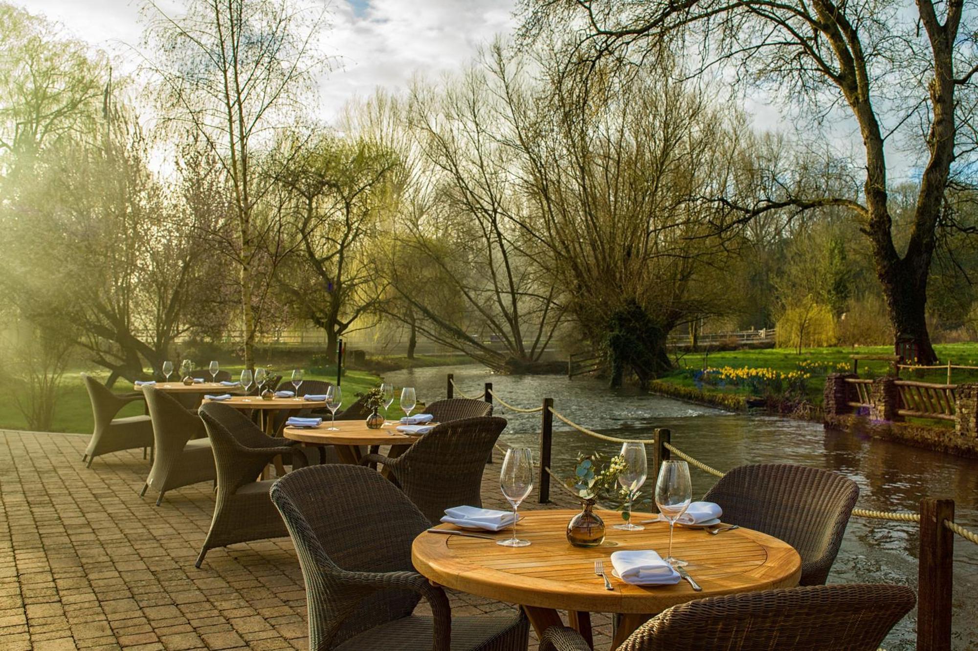 Minster Mill Hotel ミンスター・ラベル エクステリア 写真